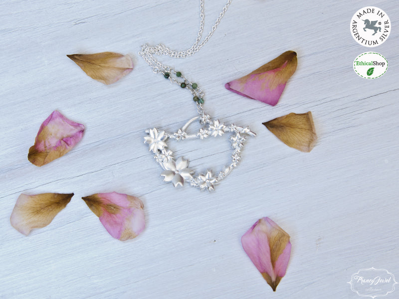 Collana Sakura, fiori di ciliegio, collana Argento, Argento, fatta a mano, made in Italy, gioielli natura
