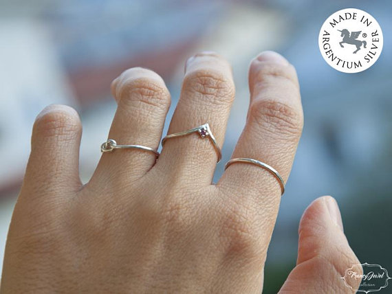 Anello boho, anello solitario, solitario, anello Argentium, rubino ecofriendly, gioielli sostenibili, anello boho chic, anello minimal