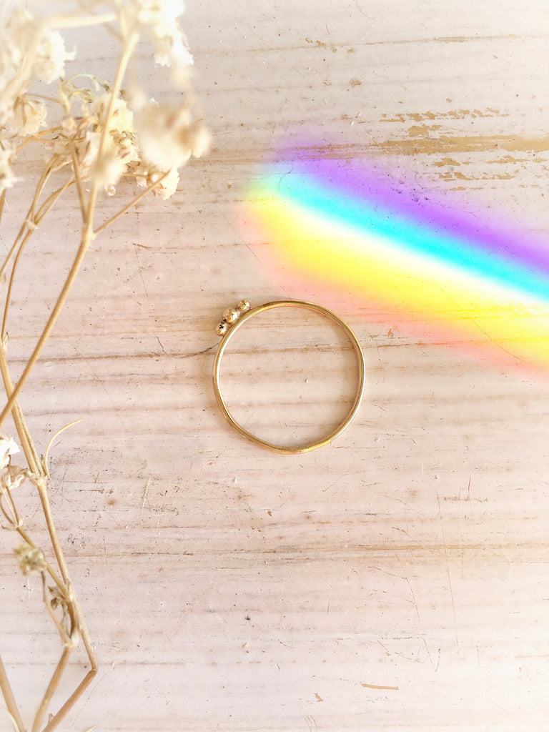 Anello Rugiada, anello gocce d'oro, oro Ecologico Fairmined, anello fatto a mano