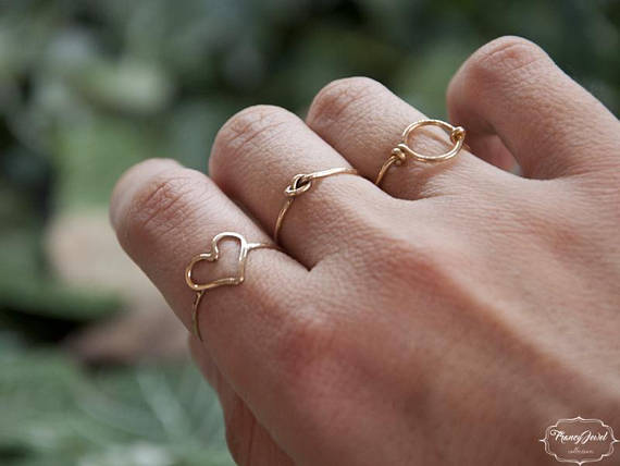 Anello con 2025 cuore grande