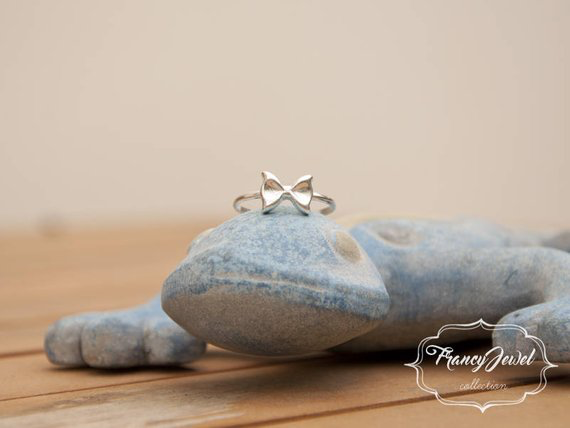 Anello fiocco, anello boho, anello romantico, anello Argentium Silver, anello fatto a mano, artigianale, boho chic, made in Italy, fatto in Italia