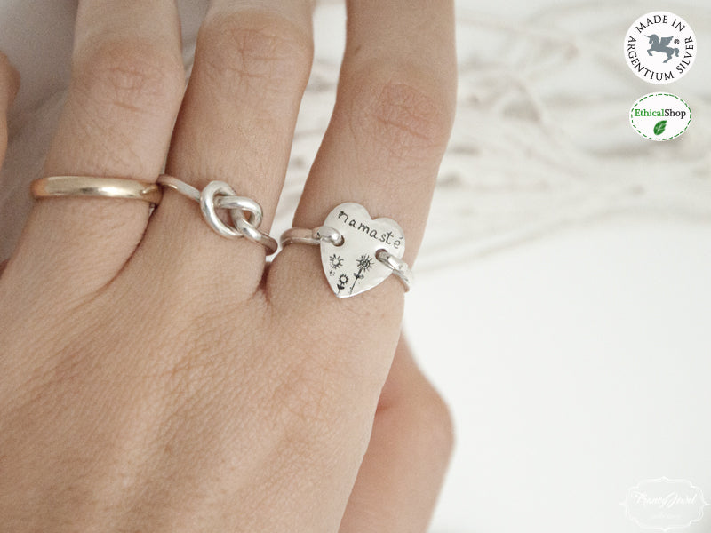 Anello Namasté, anello con cuore inciso, anello personalizzabile, anello fatto a mano